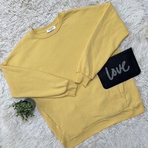 Zenana Outfitters Yellow Sweatshirt